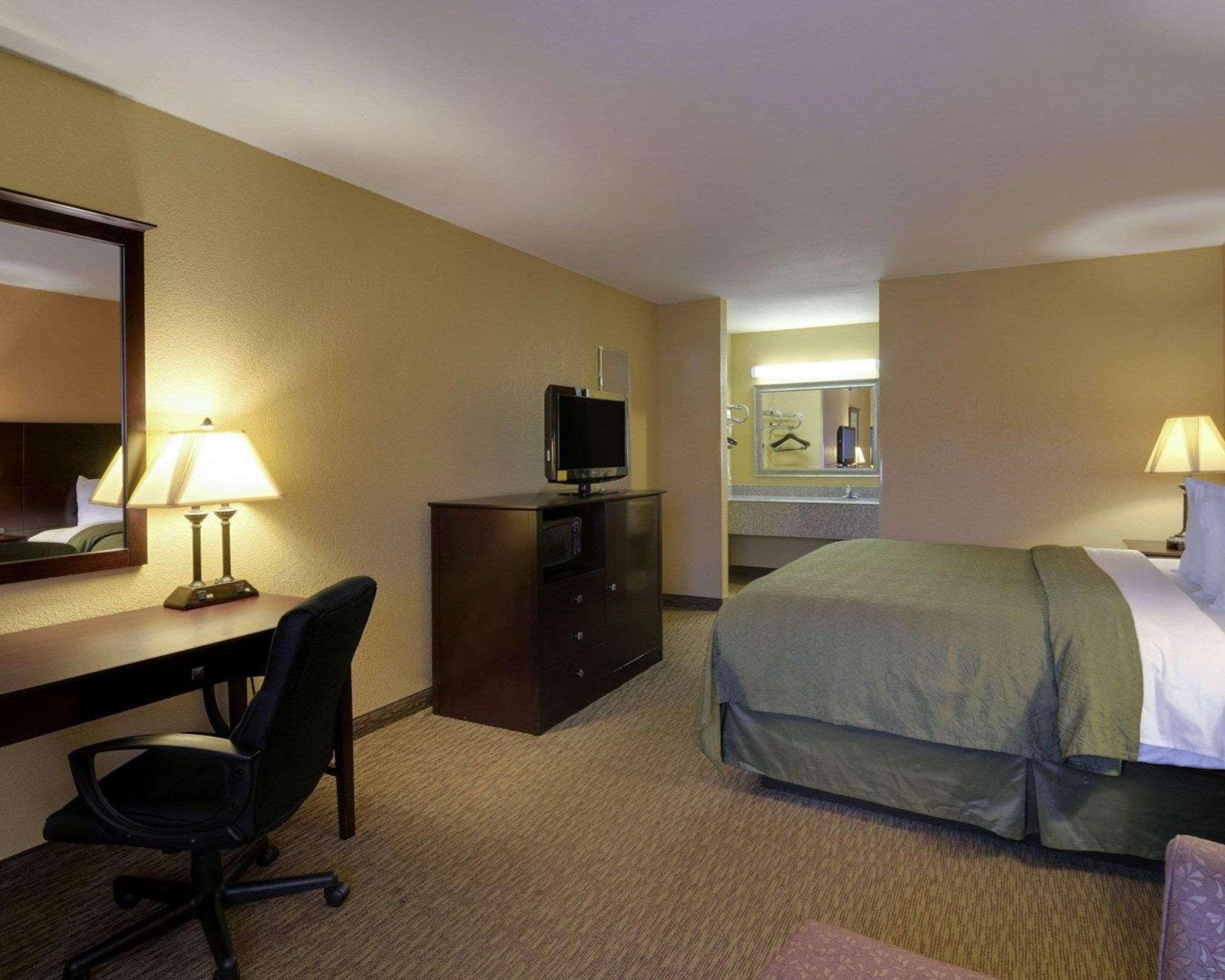 Quality Inn Russellville I-40 Exterior foto